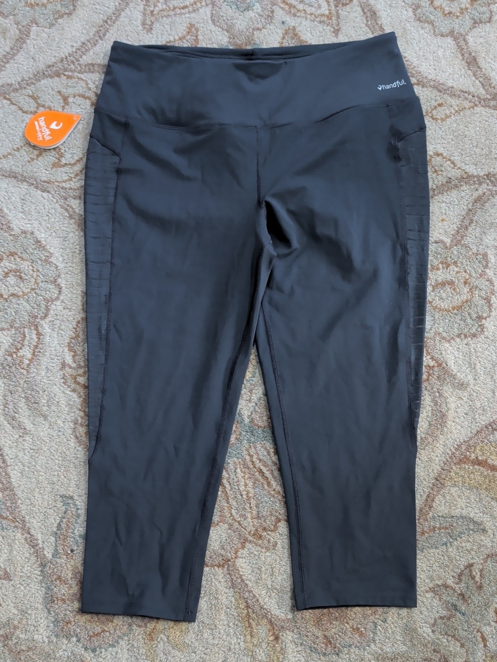 Handful Squeeze Play Athletic Capri Leggings NWT